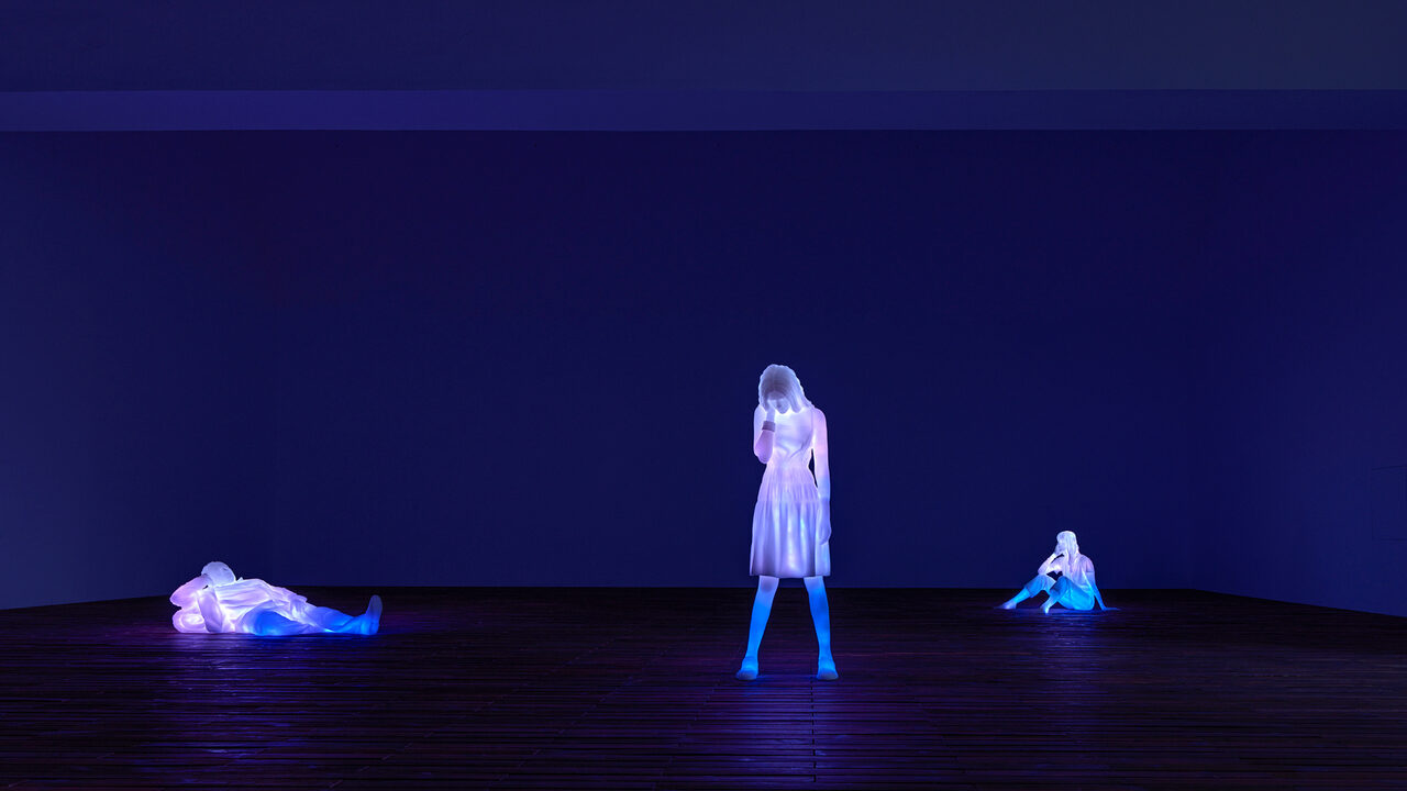 Installation view, 3 Modern Figures (don't forget to breathe)
