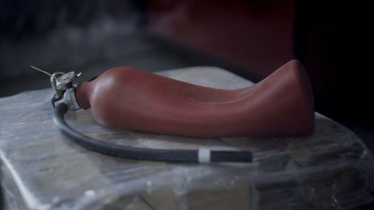 Detail of the retail-factory floor